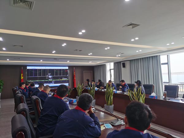 綠色智能銅基新材料項(xiàng)目召開電解車間工程策劃會(huì) 綠色智能銅基新材料項(xiàng)目召開電解車間工程策劃會(huì)