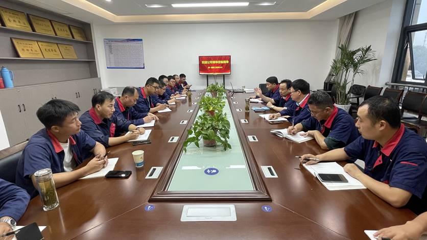 公司紀(jì)委書記到第一建筑工程事業(yè)部開展三送服務(wù)到基層活動(dòng) 公司紀(jì)委書記到第一建筑工程事業(yè)部開展三送服務(wù)到基層活動(dòng)